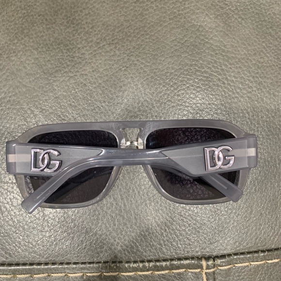 Dolce & Gabana Aviator Frames - Picture 2 of 6